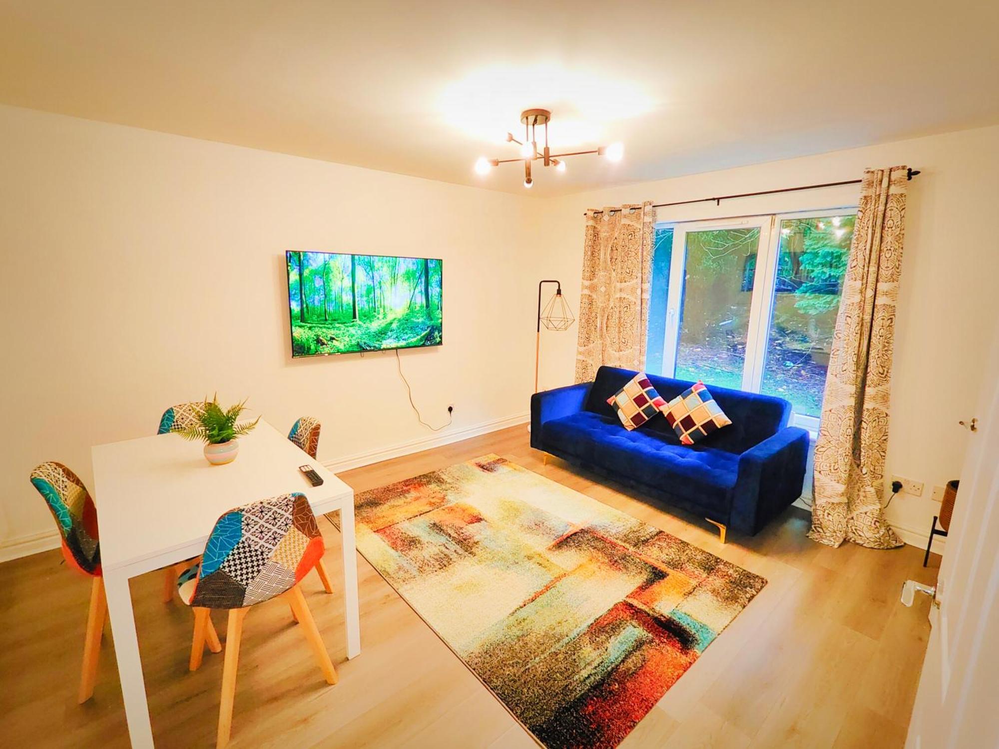 La Casita, Quarry - 2 Bedroom Entire Apartment With Free Parking Glasgow Bagian luar foto